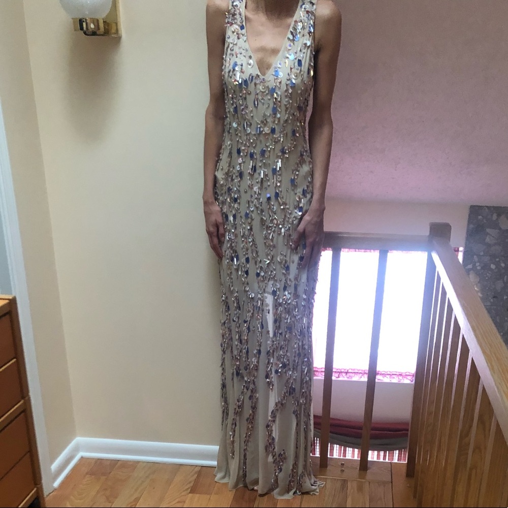 NWT Ellie Tahari Showstopping beaded gown